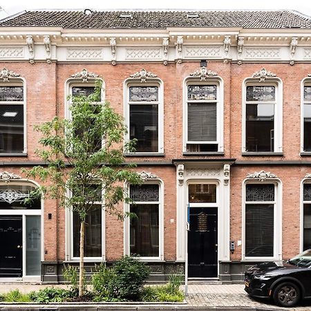 Xxl Loft With Bath Located Stadsvilla Tilburg Exteriér fotografie